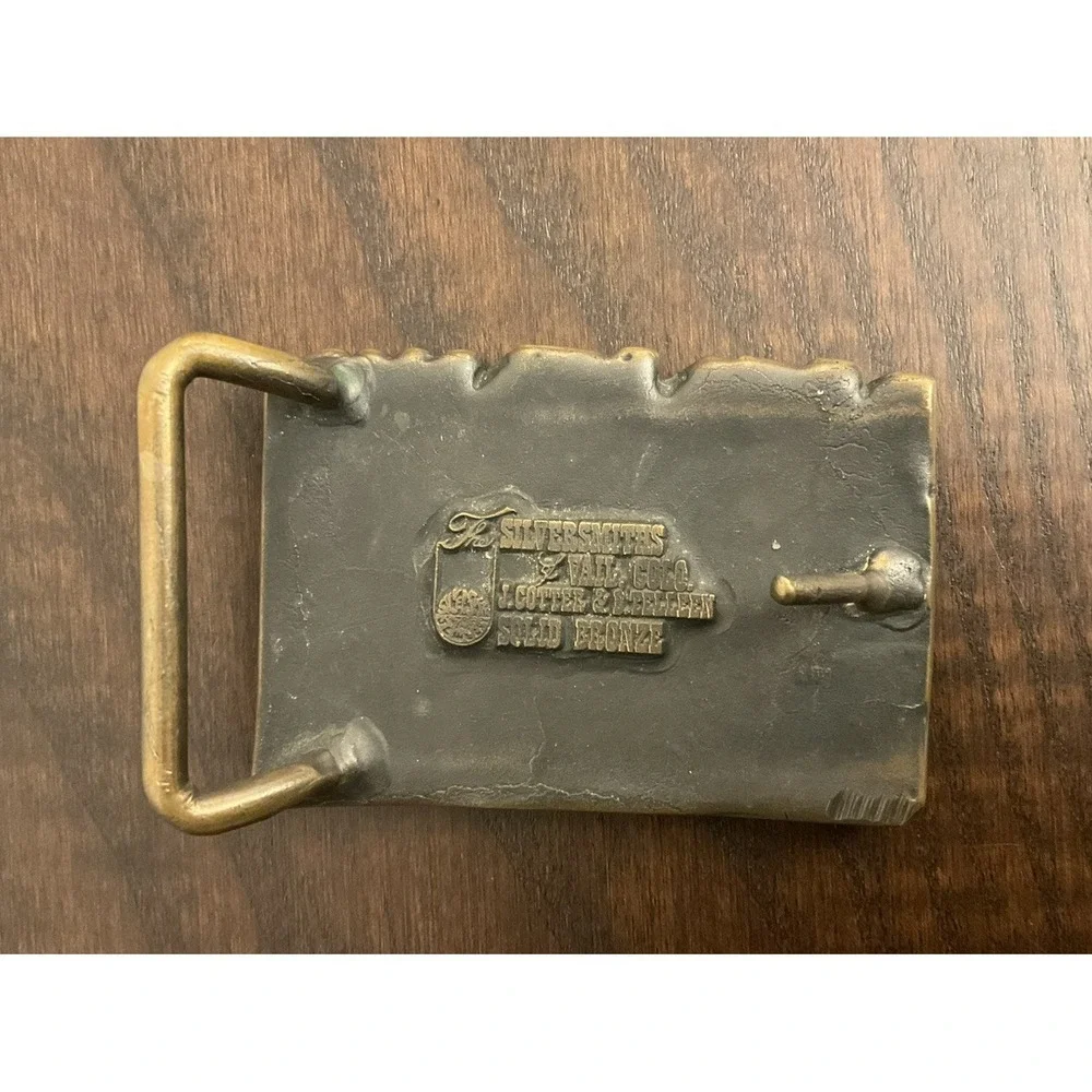 Vintage Siskiyou Newsman Belt Buckle Solid Bronze Truth Justice Americana‎